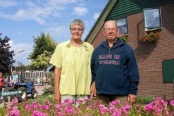 Kruudmoes is Vet, op 21.000 adressen is een mapje ansichtkaarten bezorgd die de identiteit van de IJsselvallei uitbeelden